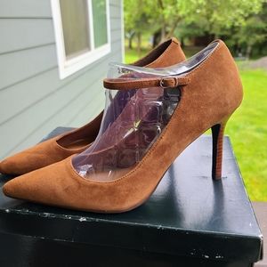 Ralph Lauren heels size 9.5 B